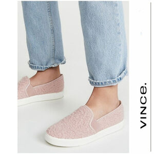 RARE Women's VINCE Mauve Blush Shearling Teddy Slip On Sneakers Casual SoftGirl